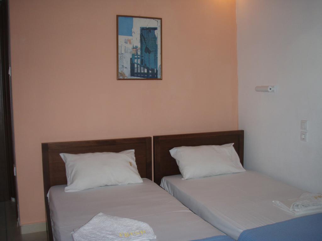 Eros-Iros Portside Stays Skiathos Buitenkant foto